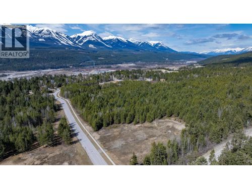 401 Golden Donald Upper Rd, Golden, BC, V0A1H1 | Card Image