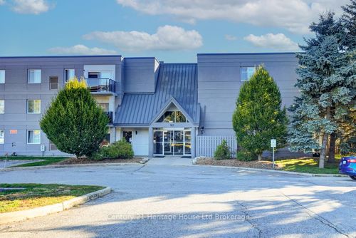 106-163 Ferguson Dr, Woodstock, ON, N4V1B1 | Card Image