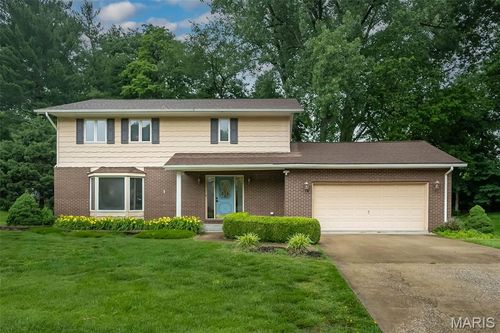 5 Shingle Oaks Dr, Glen Carbon, IL, 62034-2912 | Card Image
