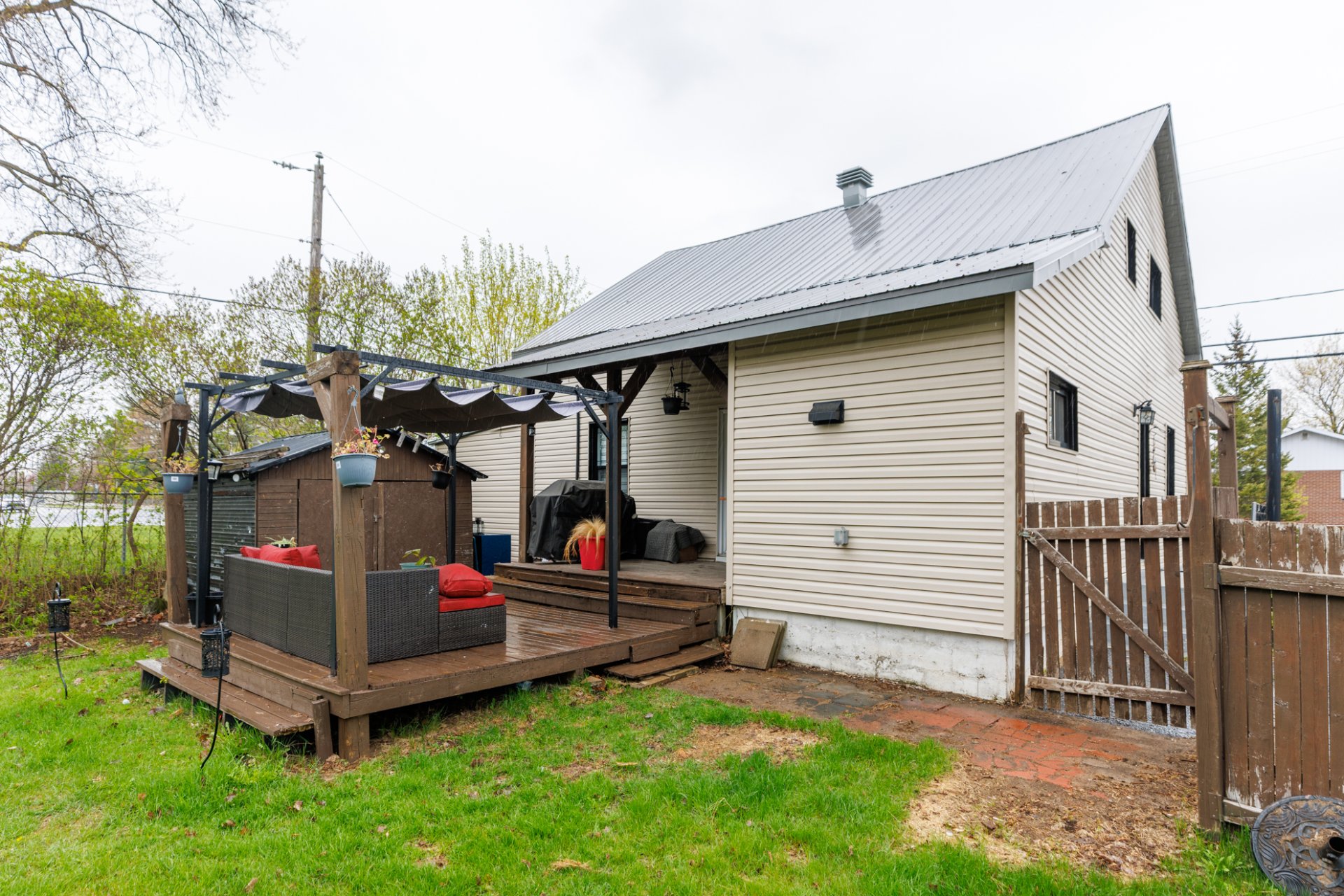 Residential in Notre-Dame-des-Prairies 5