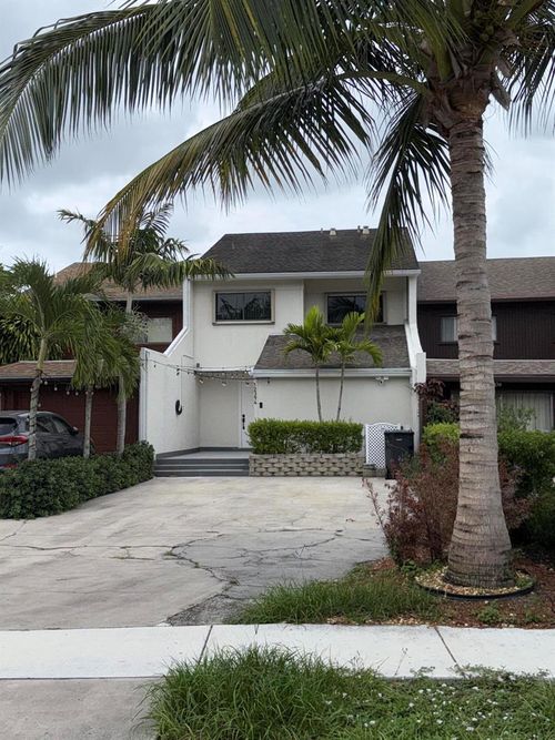12394 Westhampton Cir, Wellington, FL, 33414-5546 | Card Image