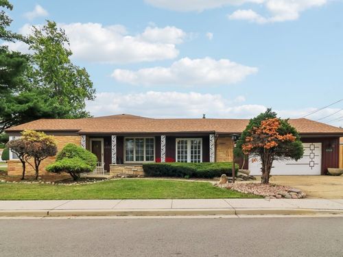 2952 George St, Franklin Park, IL, 60131-2481 | Card Image