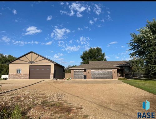 27180 468th Ave Avenue, Tea, SD, 57064 | Card Image