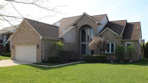 21528 Mackenzie Dr, Macomb, MI, 48044-1327 | Card Image