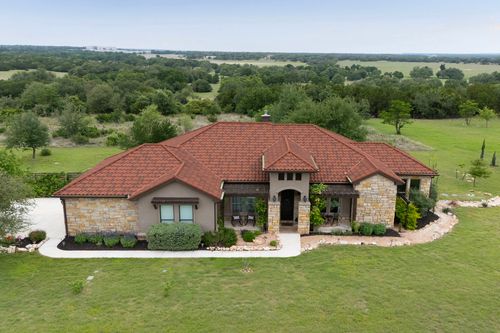 128 Strada Luca, Florence, TX, 76527 | Card Image