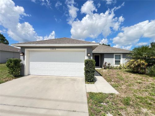 1902 Laredo Dr, DELTONA, FL, 32738-4484 | Card Image