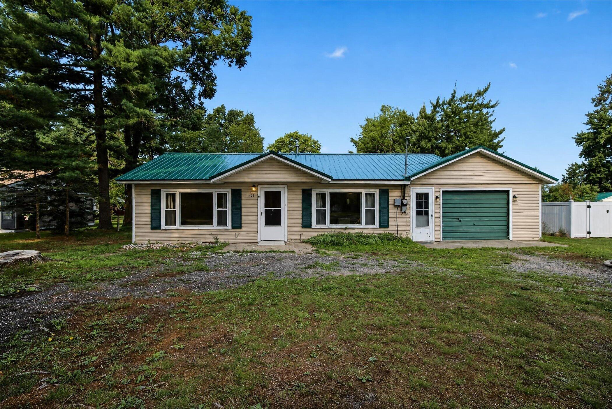 Residential in St. Helen 3