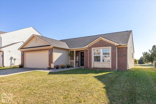 6437 Green Grass Ln, Whitestown, IN, 46075-9734 | Card Image