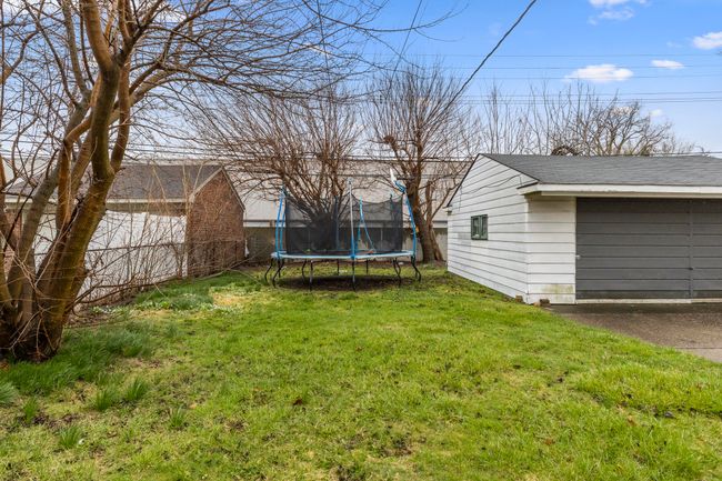 Outside Rear | Image 25