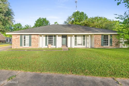 108 N Governor Miro Dr, Lafayette, LA, 70506-6724 | Card Image