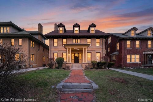 1986 Boston Blvd, Detroit, MI, 48206-1729 | Card Image