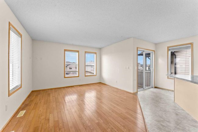 244 Covemeadow Road Ne, Home with 3 bedrooms, 2 bathrooms and 1 parking in Calgary AB | Image 7