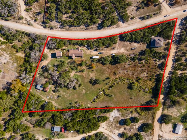 989 Oil Wl, Home with 3 bedrooms, 2 bathrooms and null parking in Pipe Creek TX | Image 90