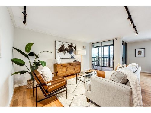 1702-1551 Larimer St, Denver, CO, 80202-1633 | Card Image