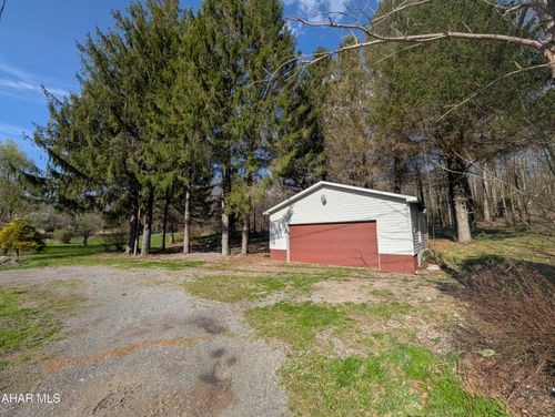 4924 Colonel Drake Hwy, Ashville, PA, 16613-9100 | Card Image