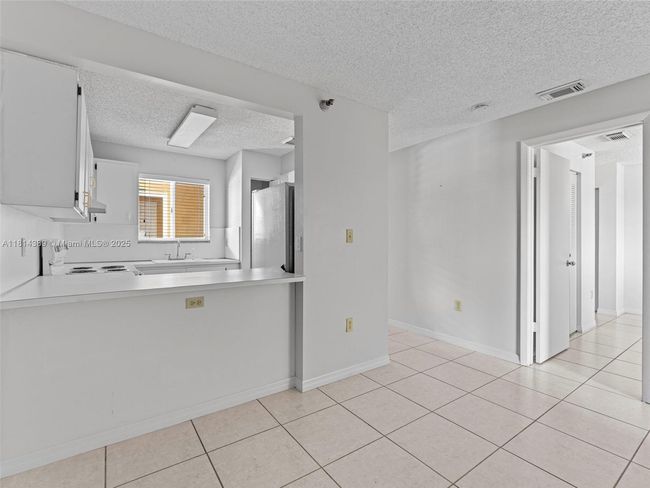 APT-204 - 7905 W 30 Th Ct, Condo with 1 bedrooms, 1 bathrooms and null parking in Hialeah FL | Image 8