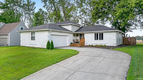 6169 Buttonwood Dr, Noblesville, IN, 46062-9137 | Card Image