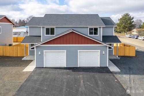 607-605 607 S Pine Ave, Warden, WA, 98857-9019 | Card Image