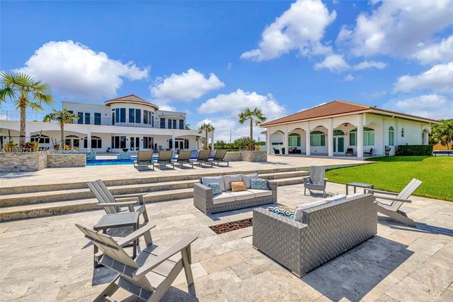 4610 Sw 178 Th Ave, House other with 8 bedrooms, 8 bathrooms and null parking in Southwest Ranches FL | Image 60