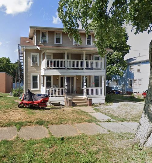 42 Public Sq, Cleveland, OH, 44114 | Card Image
