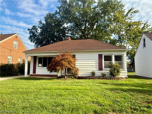 5363 Summit Rd, Lyndhurst, OH, 44124-2815 | Card Image