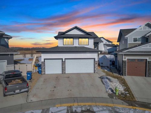 39 Traynor Close, Red Deer, AB, T4P0W7 | Card Image