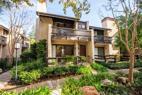 unit-127-5711 Owensmouth Ave, Woodland Hills, CA, 91367-4921 | Card Image