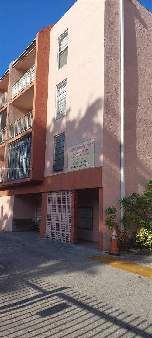 apt-212-6130 W 19th Ave, Hialeah, FL, 33012-6059 | Card Image