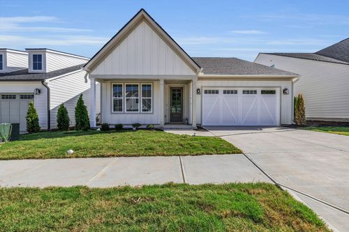2589 Butlers Green Cir, Chattanooga, TN, 37421-6937 | Card Image