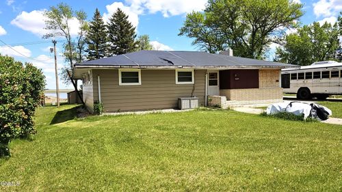 315 2nd Ave Se, Ashley, ND, 58413-7342 | Card Image