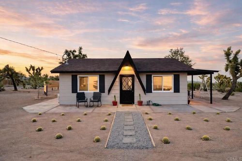 57222 Hillcrest Dr, Yucca Valley, CA, 92284 | Card Image