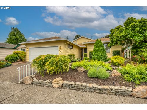 15646 Ne Tillamook St, Portland, OR, 97230-5269 | Card Image