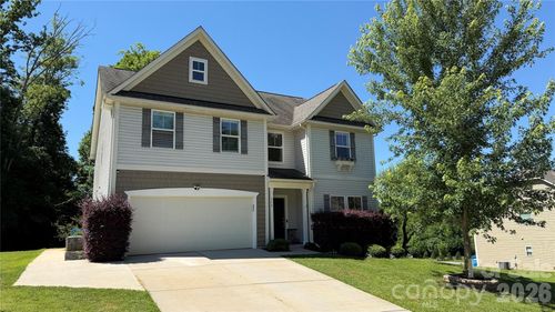 332 Wyndham Forest Cir, Midland, NC, 28107-0050 | Card Image