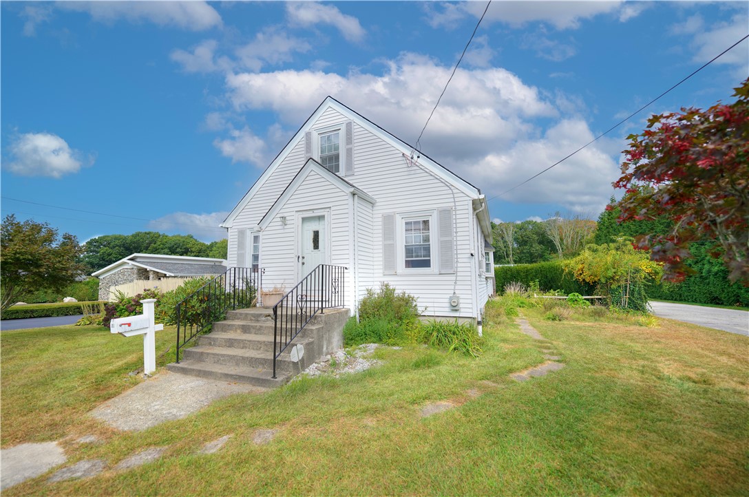 Tara St, Johnston, RI 02919