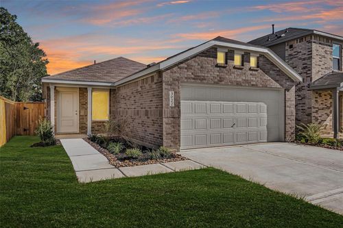 3022 Mallorca Dr, Conroe, TX, 77301-3452 | Card Image