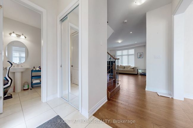284 Angus Glen Blvd, House other with 4 bedrooms, 3 bathrooms and 1 parking in Markham ON | Image 6