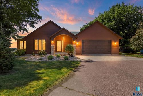 47649 Surrell St Street, Sioux Falls, SD, 57104 | Card Image