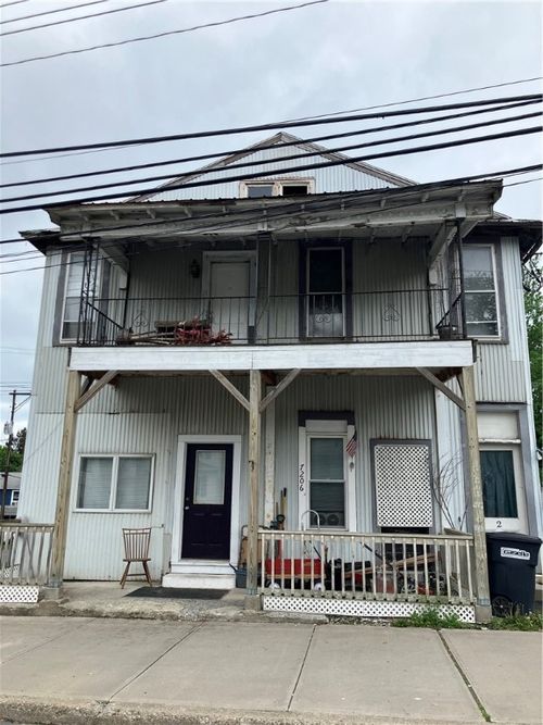 7206 Main St, Ovid, NY, 14521-9403 | Card Image