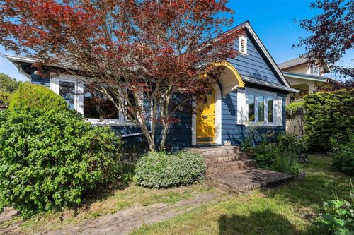 16 Lotus St, Victoria, BC, V9A1P4 | Card Image