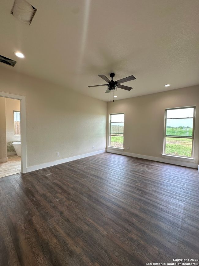 720 N Dickson St, House other with 4 bedrooms, 2 bathrooms and null parking in Poth TX | Image 21