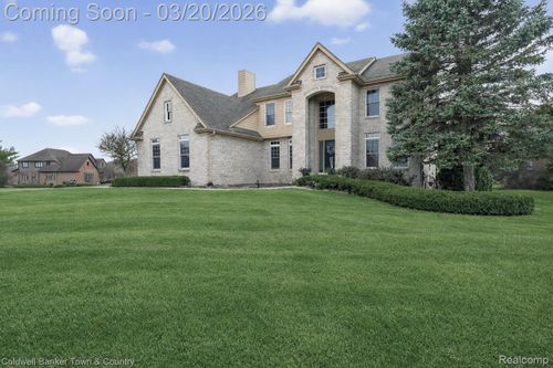 480 Nairn Cir, Highland, MI, 48357-4761 | Card Image