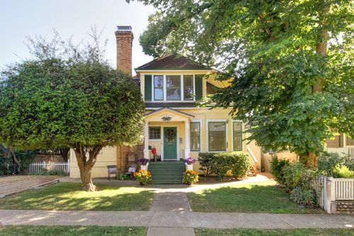 146 Finley St, Auburn, CA, 95603-5106 | Card Image