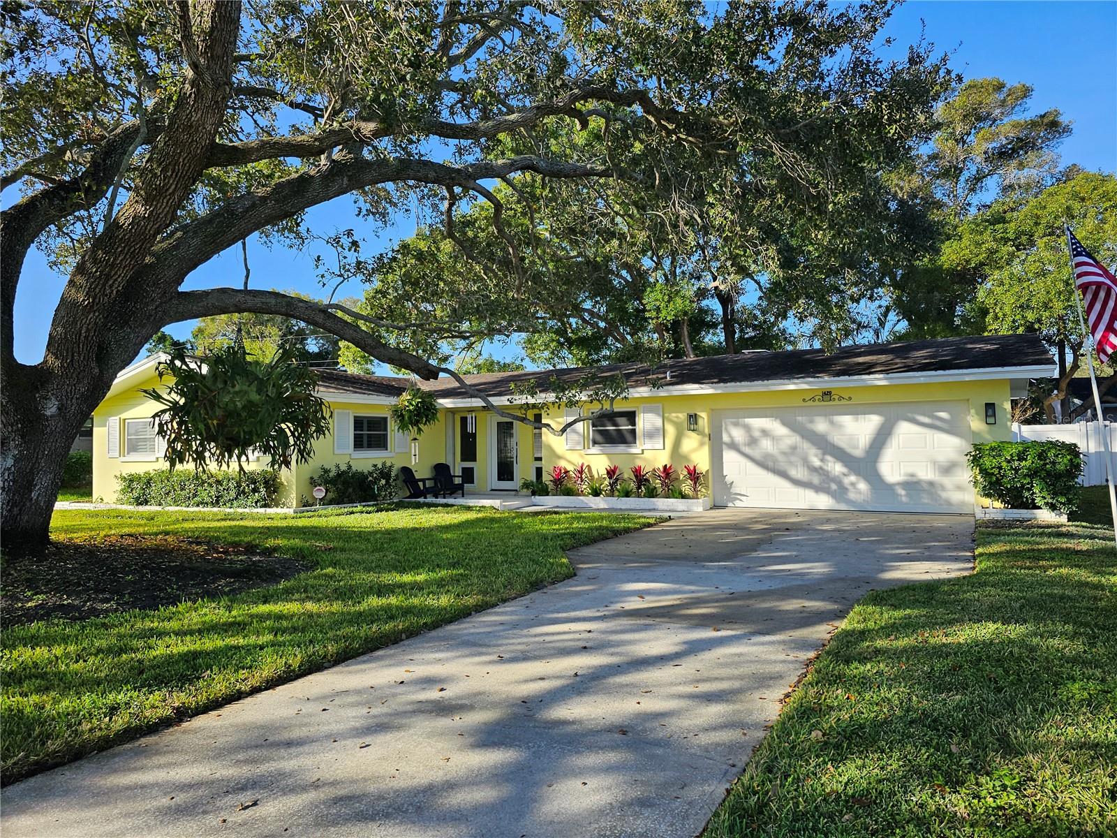 Fairfield Dr, Clearwater, FL 33764