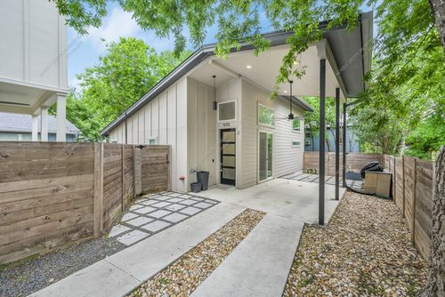 2-505 W Odell St, Austin, TX, 78752-2409 | Card Image