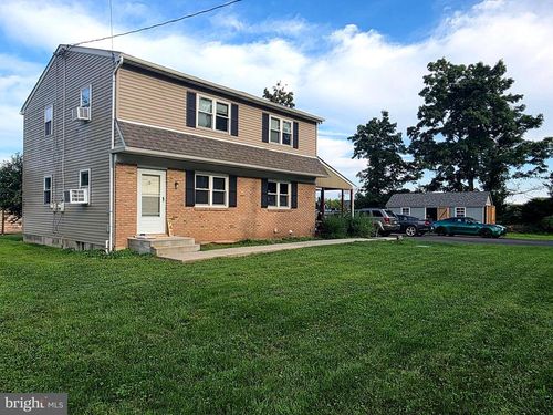 947 S Old Bethlehem Pike, Quakertown, PA, 18951-5072 | Card Image