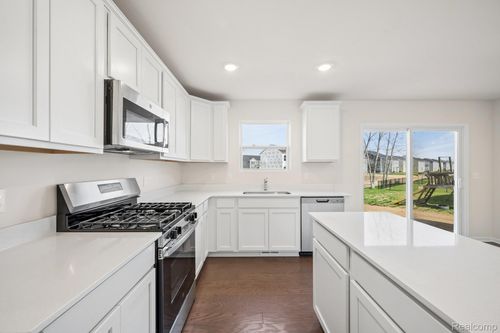 360 Hidden Riv W, Holly, MI, 48442-2035 | Card Image