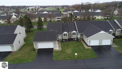 2941 Parkside Dr, Jenison, MI, 49428-9144 | Card Image