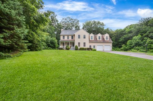 2 Autumn Way, Ledyard, CT, 06339-1658 | Card Image