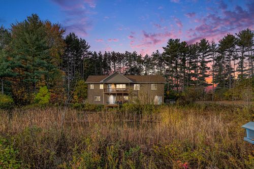 18729 112th Ave, Nunica, MI, 49448-9415 | Card Image