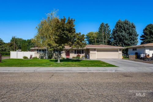 448 W Bird, Nampa, ID, 83686 | Card Image